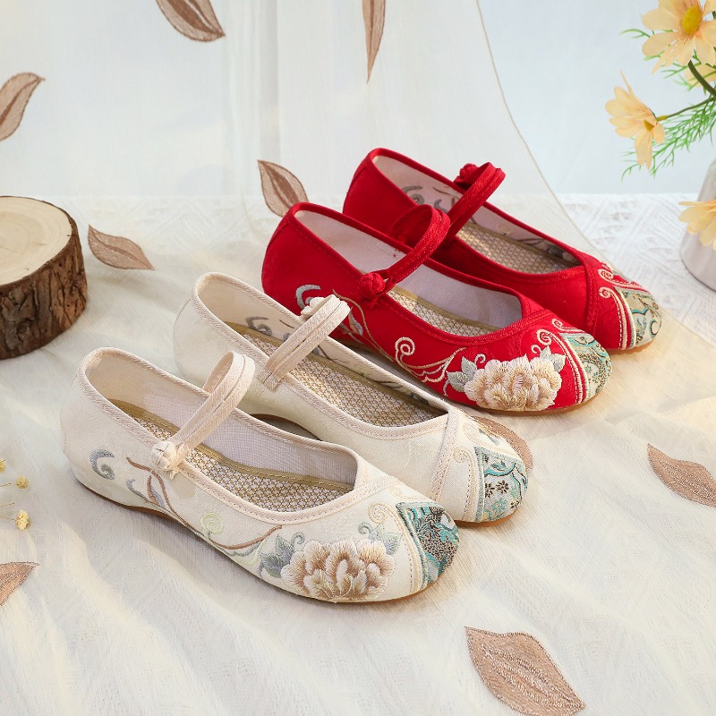 New Ethnic Fashion - Casual Shoes for Women Fashion Vintage